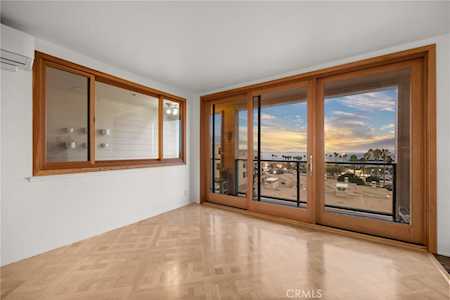 120 The Village #302 Redondo Beach, CA 90277