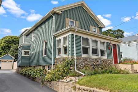 14 Robinson St Stonington, CT 06379
