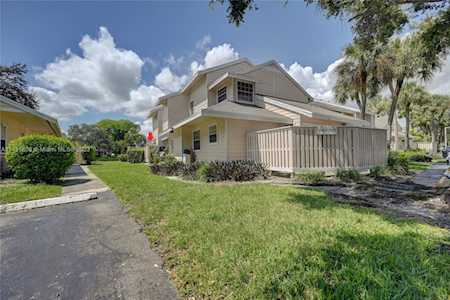 2045 Champions Way North Lauderdale, FL 33068