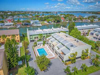 320 Windrush Blvd #3 Indian Rocks Beach, FL 33785