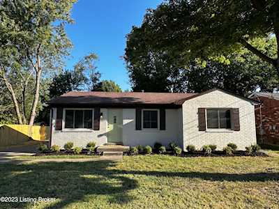 9329 Willowwood Way Louisville, KY 40299