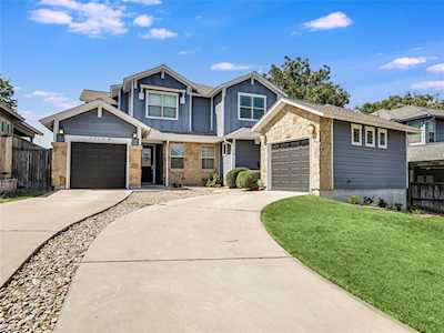 2210 Schriber ST #A Austin, TX 78704