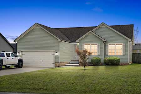 596 Tracy Ln Clarksville, TN 37040