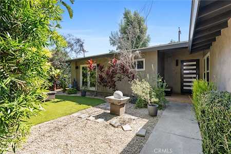 1585 Baker Street Costa Mesa, CA 92626