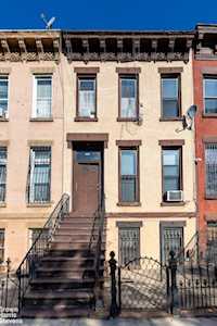 601 Halsey St Brooklyn, NY 11233