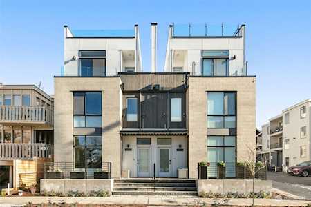 2314 B Fairview Ave E Seattle, WA 98102