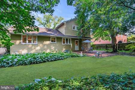 657 Cornwallis Dr Mount Laurel, NJ 08054