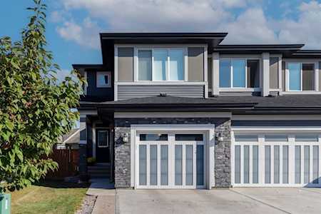 122 Kingfisher Crescent SE Airdrie, AB T4A 0X6