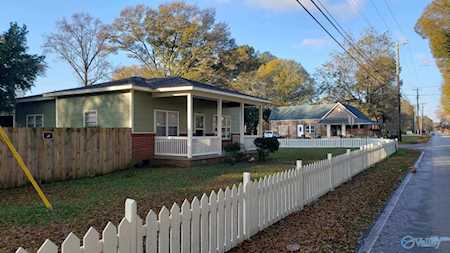 1211 Cedar Street Decatur, AL 35603