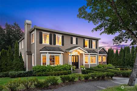 19638 110th Place NE Bothell, WA 98011