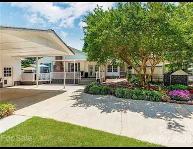 618 Midway St Gastonia, NC 28056