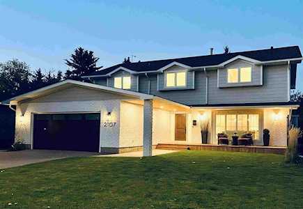 2107 Lake Bonavista Dr SE Calgary, AB T2J2Z8