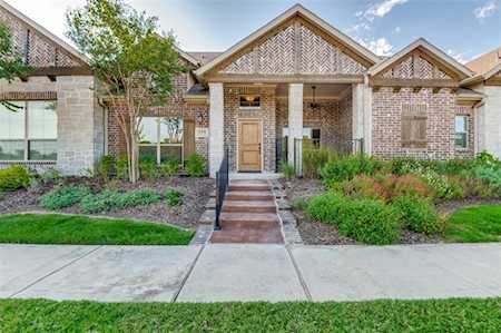 890 Hatton Sumner Place Arlington, TX 76005