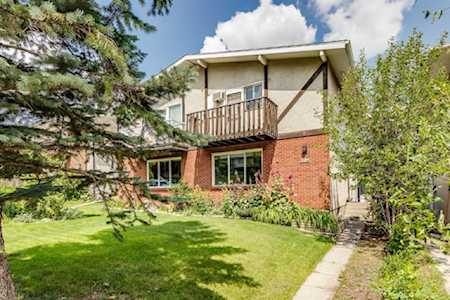 1918 SW 28Th Ave Calgary, AB T2T1K1