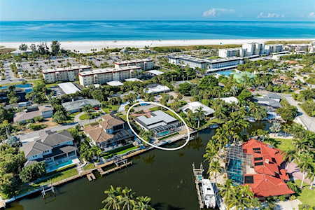 5613 Cape Leyte Dr Sarasota, FL 34242