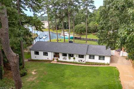 1201 Yancey Circle Virginia Beach, VA 23454