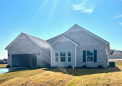 515 Riverdale Dr Oakland, TN 38060