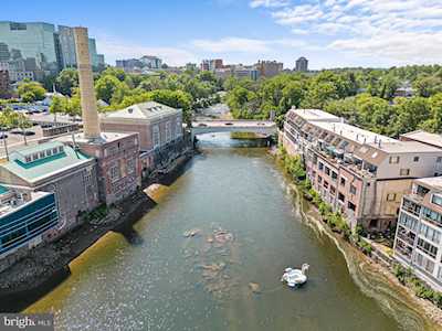 1880UNIT Superfine Ln #10 Wilmington, DE 19802