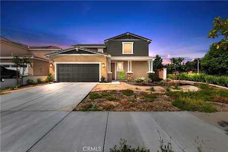 30801 Windy Ridge Way Menifee, CA 92584