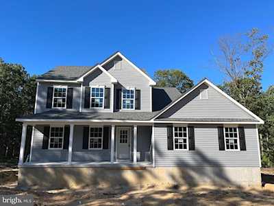 8 Whitetail Dr Elmer, NJ 08318