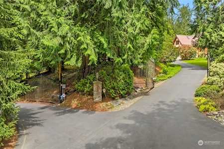 28430 NE 47th Place Redmond, WA 98053