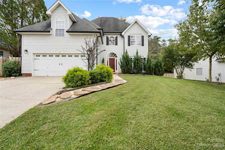 2834 Patten Hill Dr Matthews, NC 28105