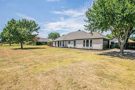 1208 N Sharpshire Drive Waxahachie, TX 75165