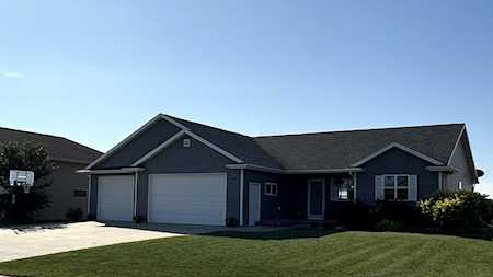 1231 Allison Dr Neenah, Village of Fox Crossing, WI 54956