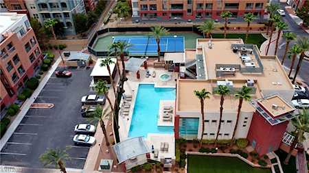 31 E Agate Ave #205 Las Vegas, NV 89123