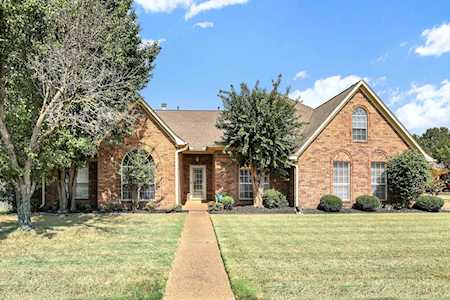 284 Red Wolf Dr Collierville, TN 38017