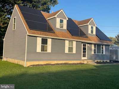 134 Kansas Pennsville, NJ 08070