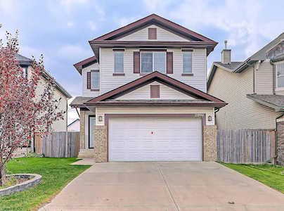11894 Coventry Hills Way NE Calgary, AB T3K6C1