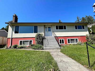5621 Keith Street Burnaby, BC V5J 3C4