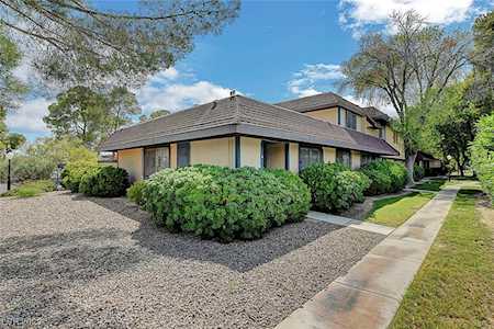 6138 Meadowhaven Ln Las Vegas, NV 89103