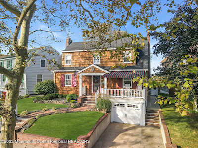 9 Lake Terrace Point Pleasant Beach, NJ 08742