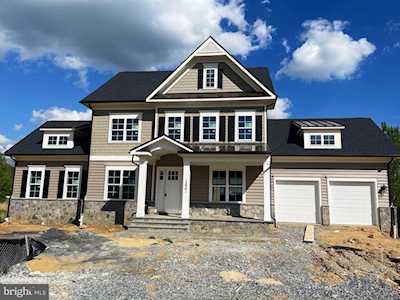12901 Quail Run Ct Darnestown, MD 20878