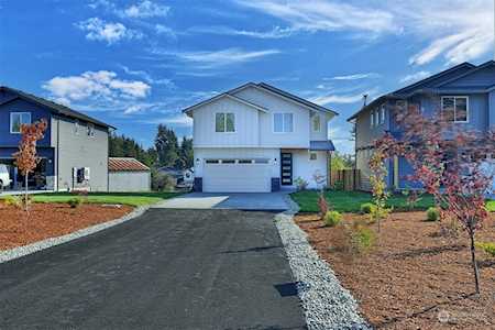 1724 100th St SW Everett, WA 98204