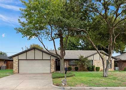 5121 Red River Drive Arlington, TX 76017