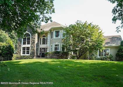 1800 Carriage Hill Dr Wall, NJ 07719