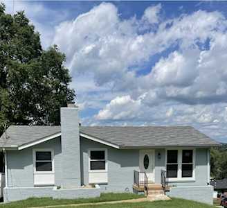 4158 Farmview Dr Nashville, TN 37218