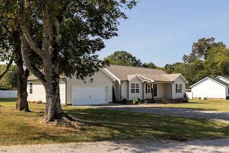 4081 Carson Ct Chapel Hill, TN 37034