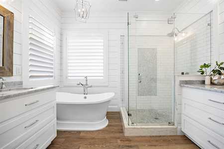 6 Wooded WAY Round Rock, TX 78664