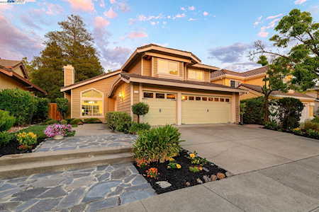 112 Parkhaven Dr Danville, CA 94506