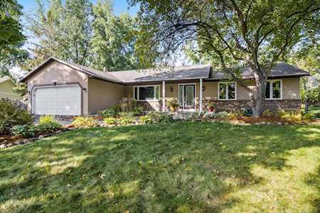 8222 W 103rd Street Circle Bloomington, MN 55438