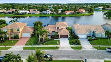 9416 Lake Serena Drive Boca Raton, FL 33496