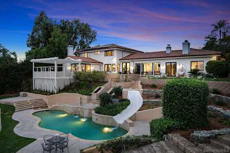 2550 Teten Way Encinitas, CA 92024