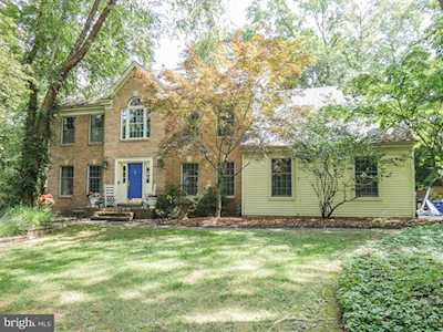26 Berkshire Dr Sewell, NJ 08080