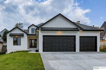 4607 Hansen Ave Papillion, NE 68133