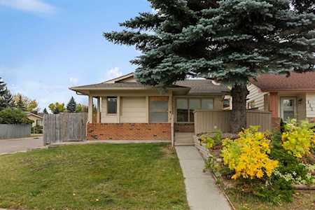 116 Midland Crescent SE Calgary, AB T2X 1P4