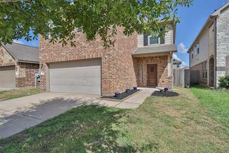 3048 Hawthorne Glen Ln Dickinson, TX 77539